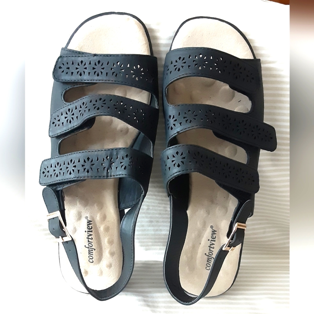 Comfort View 4-way Adjustable Sandals